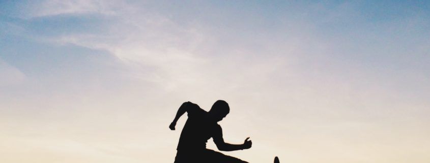 Springende man silhouet