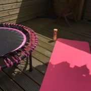 Fitness trampoline